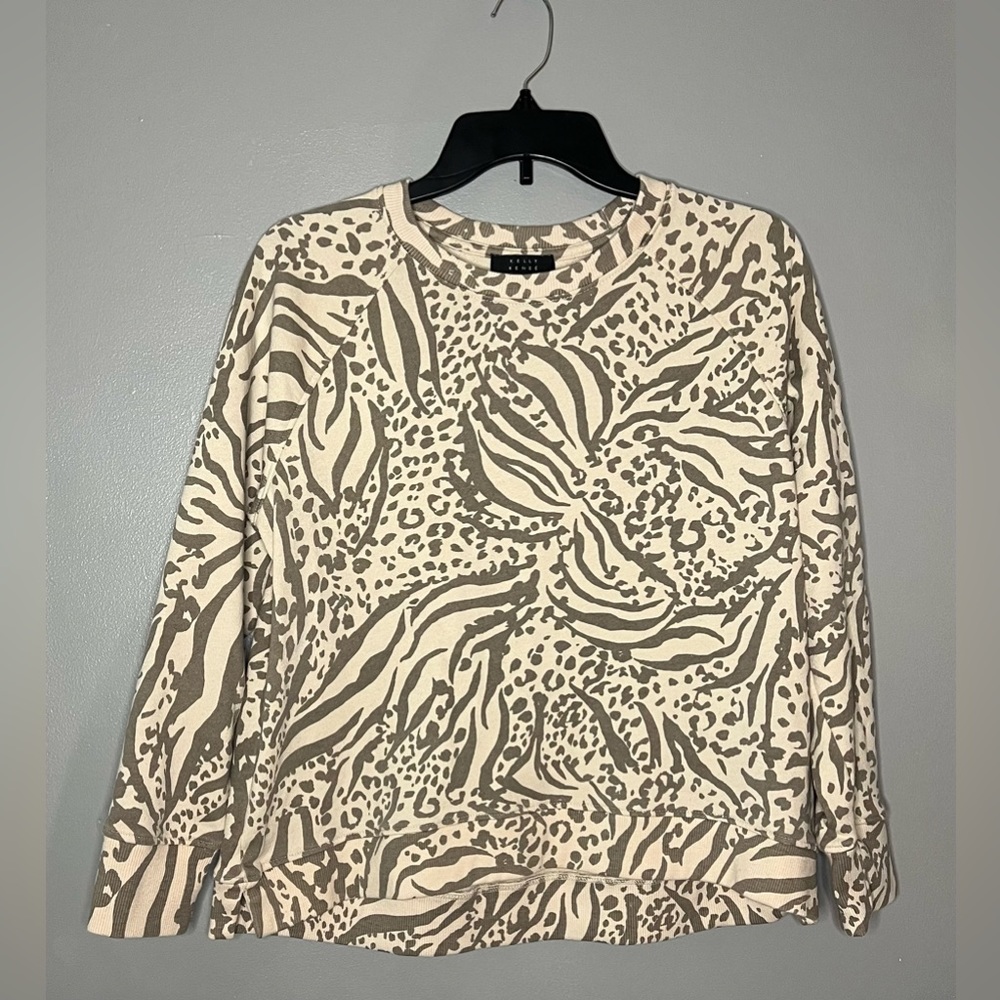 Kelly Reneé - Women’s Sweater